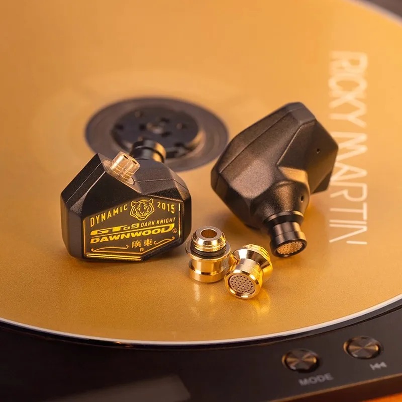 DAWNWOOD GT09 Dark Knight IEM  - In Ear Monitor Iem ulasan dan harga